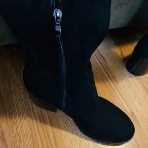 KENDALL &  KYLIE  BLACK SUEDE OVER THE KNEE BOOTS